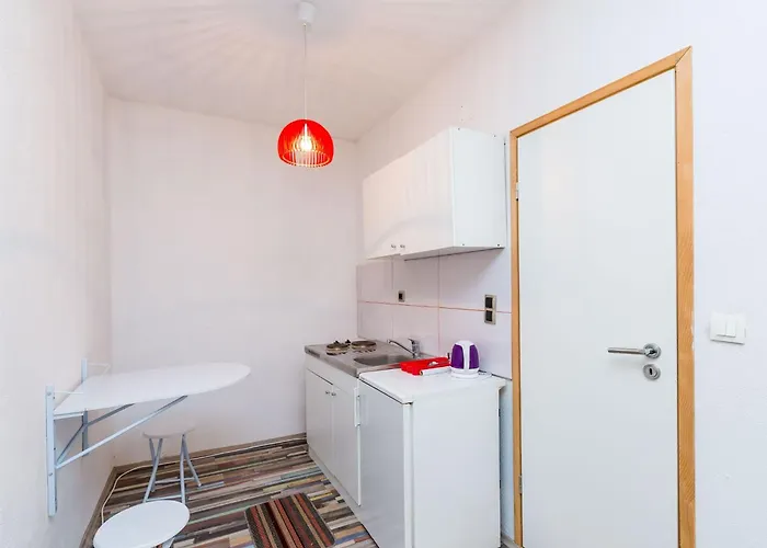 アパート Sany - ツァヴタット